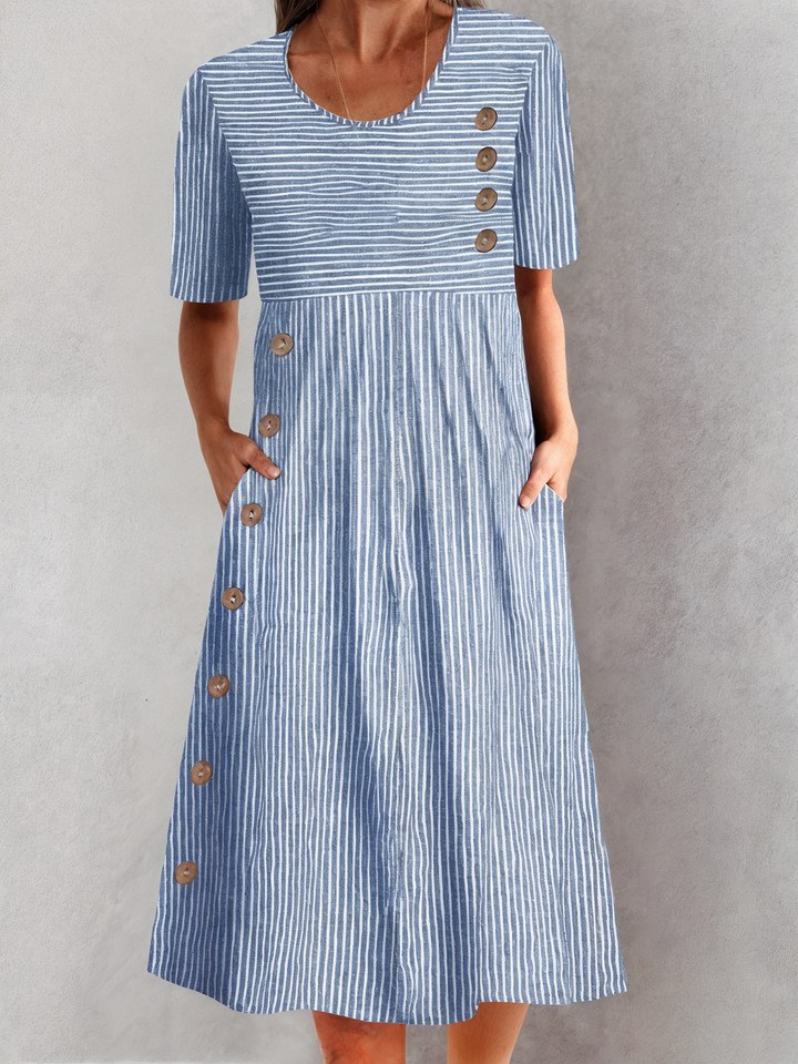 Lumeva | Pruhované letní šaty